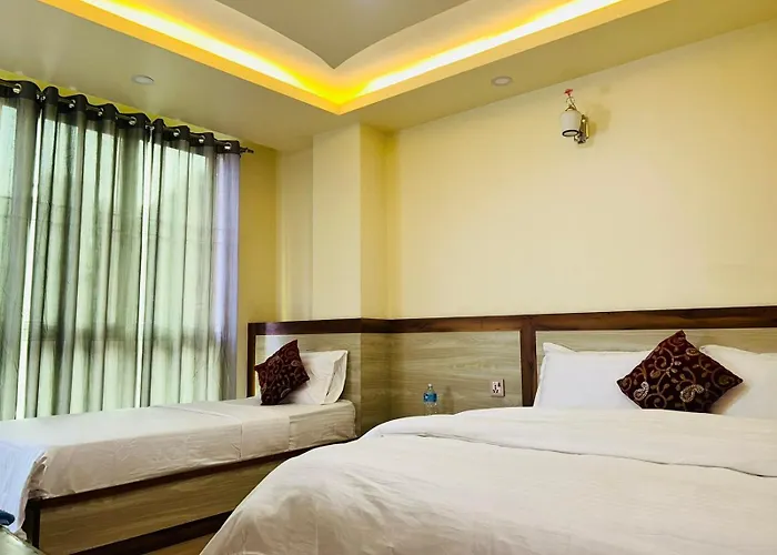 Balgopal Hotel